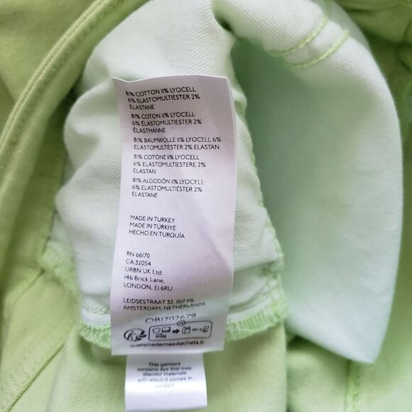 Pilcro The Yaya Mid-Rise Cropped Flare Jeans in Soft Aloe Green Women's Size 32 - Picture 13 of 13